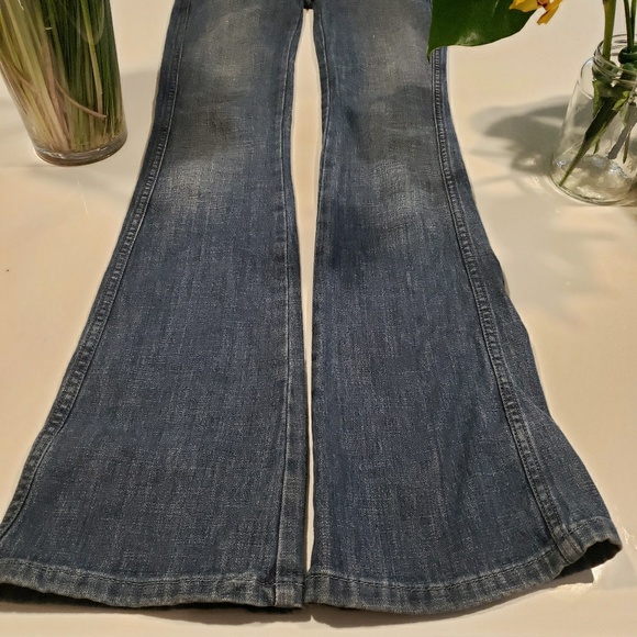 Frankie b. Flare jeans - Picture 3 of 5
